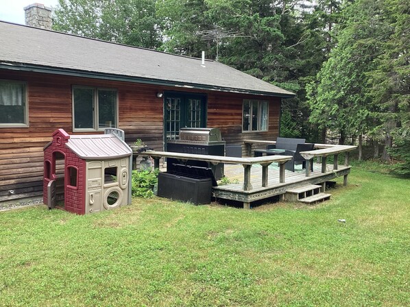 Outdoor dining - Discover Acadia beauty, just a 4-min drive (Tremont)