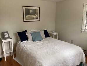 3 bedrooms, iron/ironing board, travel crib, WiFi
