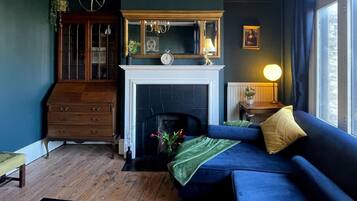 Smart-tv och eldstad