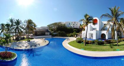 Suite Zaashila Tangolunda