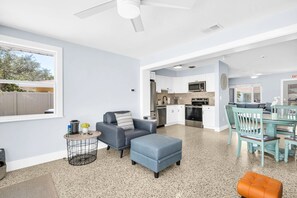 House - Home with Pool & Hot Tub Close to Beach (Indian Rocks Beach)