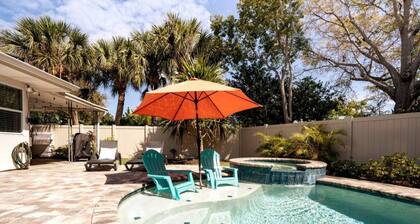 Pool Hottub Golf Cart Included Close to Beach