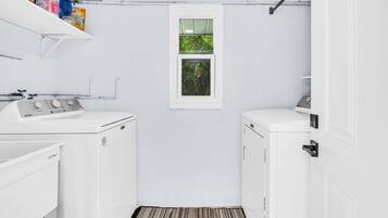 House | 2 bilik tidur, Internet