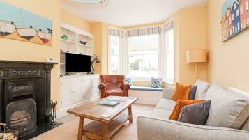 Cottage | Living area