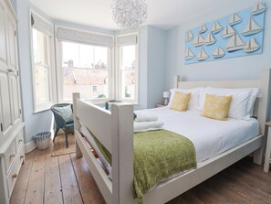 2 habitaciones, decoración personalizada y muebles diferentes 