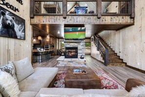 Smart-TV, Kamin, Tischtennisplatte