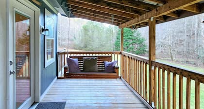 Bungalow+RV/10 acres/Stream/Sleeps6