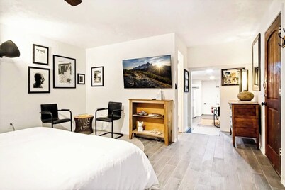 1BR Apt | 9 min to Integris Baptist Medical | Kitchen, Wi-Fi, Free Parking #C2
