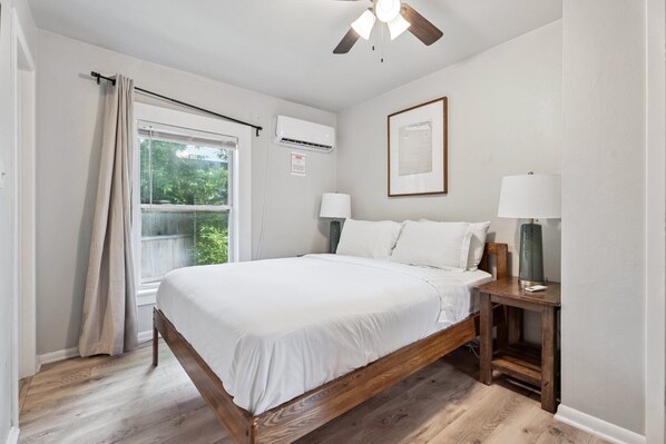 3 bedrooms, iron/ironing board, free WiFi