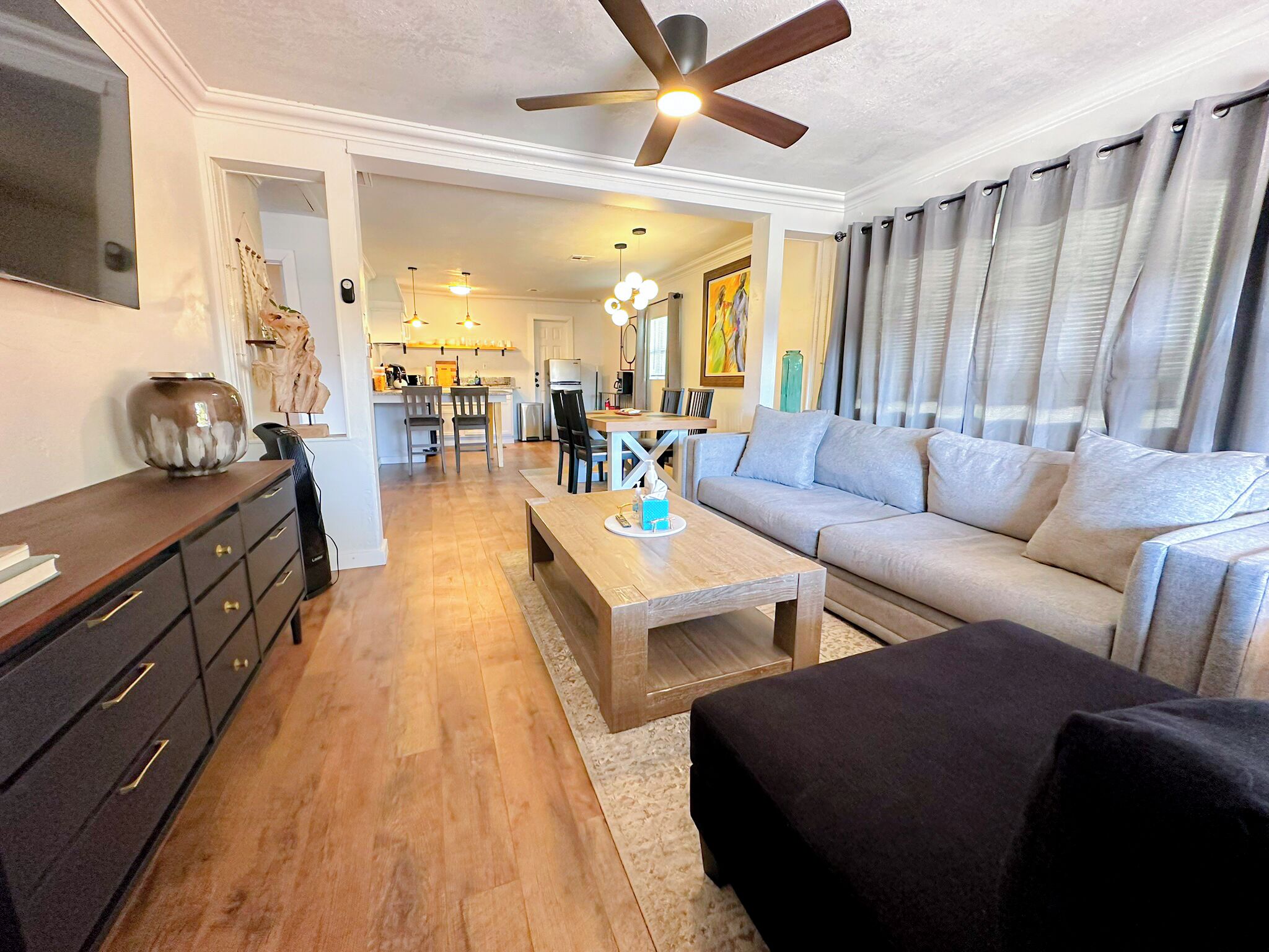 スマートテレビ、書斎 / ワークスペース