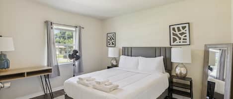 2 Schlafzimmer, Bügeleisen/Bügelbrett, kostenloses WLAN, Bettwäsche