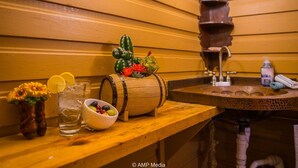 تجهيزات دش، مجففات شعر، مناشف