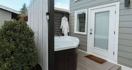 Mount Tabor Loft With Hot Tub