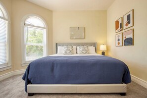 House (5 Bedrooms) | Interior - Walk to Beach, Pool+hot Tub, Game Room Captiva 5bdr Coco Mango by Avantstay (Captiva)