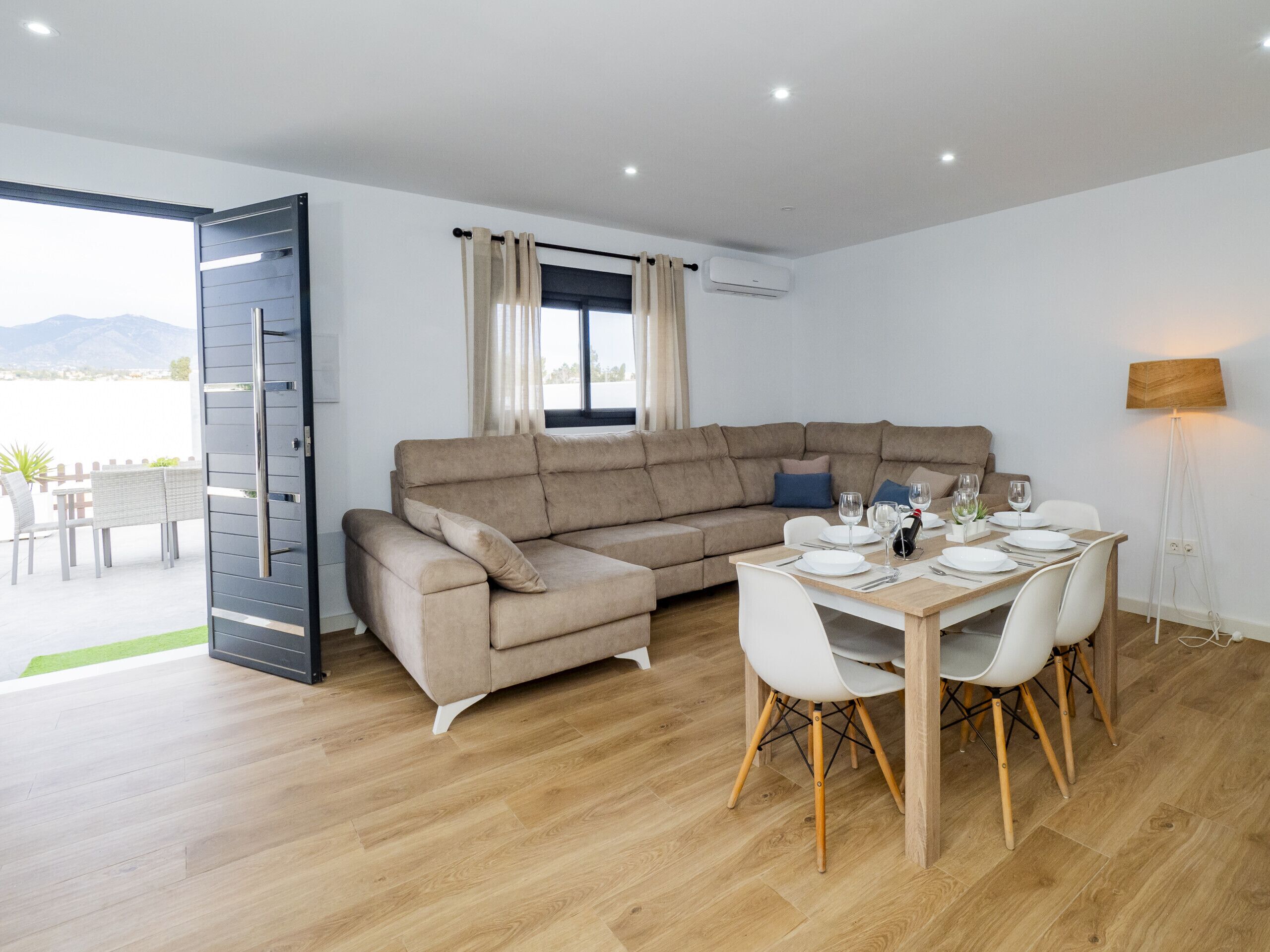 Cubo's Casa Soles & Football Field / Soccer Field / Private Pool / Free Wifi - Mijas