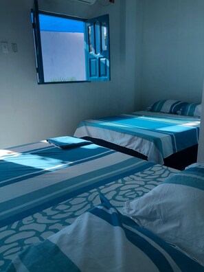 Basic Double Room - HOSTAL CASA SANTORINI (Cartagena)
