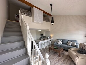 Smart TV - 30-A Loft with Gulf Views (Santa Rosa Beach)