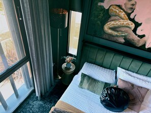 1 chambre, coffres-forts dans les chambres, bureau