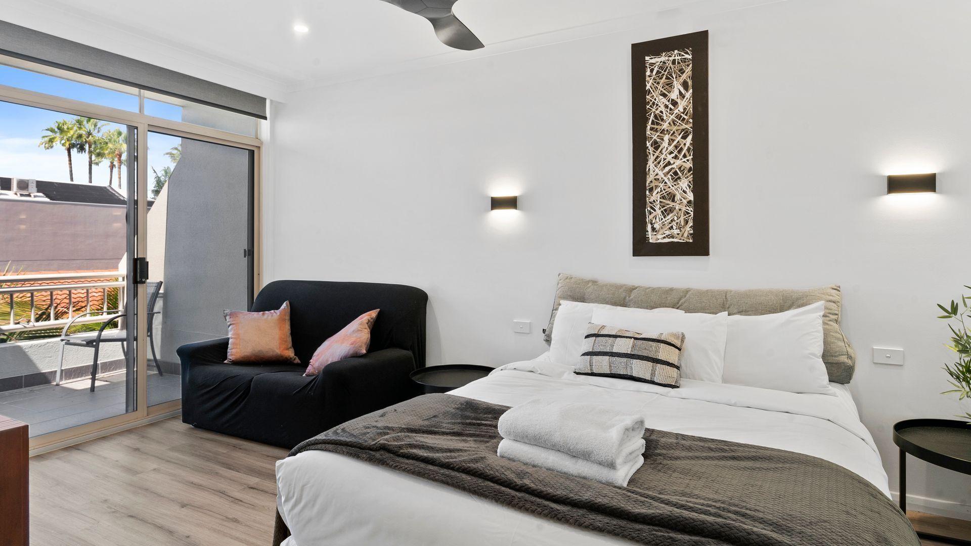 3 chambres, fer et planche à repasser, Wi-Fi, draps fournis