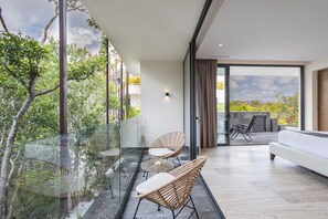 Deluxe Penthouse, Garden View | Balcony
