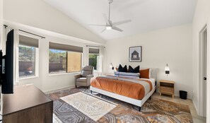 3 soverom, strykejern/-brett, reiseseng for barn og wi-fi (inkludert)