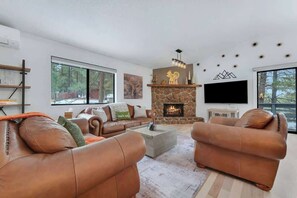 TV, fireplace, offices