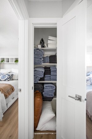 3 Schlafzimmer, Bügeleisen/Bügelbrett, kostenloses WLAN, Bettwäsche