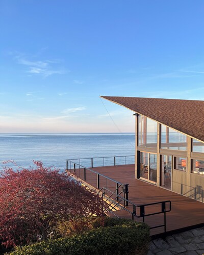The Lake House - private house on Lake Erie - 10 min from downtown