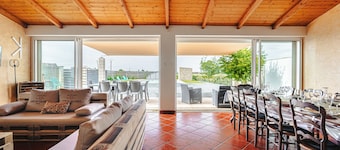 Casa de vacaciones 'Gîte Koala' con piscina privada, Wi-Fi y aire acondicionado