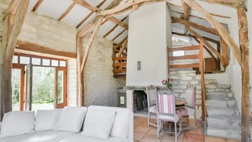 Fernseher, Kamin