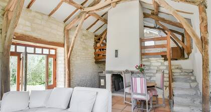 La Bergerie de Montcuq – Private Pool & Jacuzzi, Panoramic Views