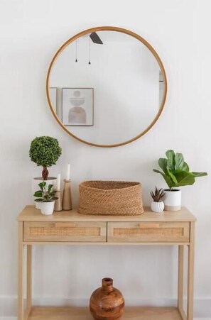 Interior - Southern Charm w/ Hot Tub! 10 min from Downtown! (North Charleston)