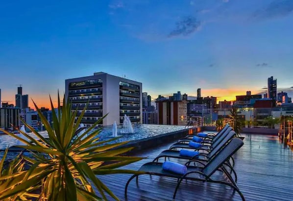 Outdoor pool - AX Qualyte Suítes (João Pessoa)
