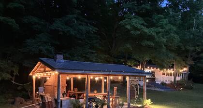 Riverside Retreat | Sauna, Fireplace, Kayaks/Tubes