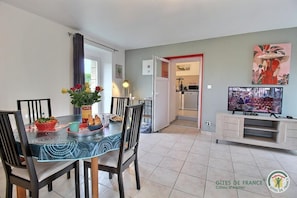 Dining - Le Coin des Hirondelles (HILLION)