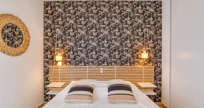 Villa 'Mézoise' avec terrasse privée, Wi-Fi et climatisation