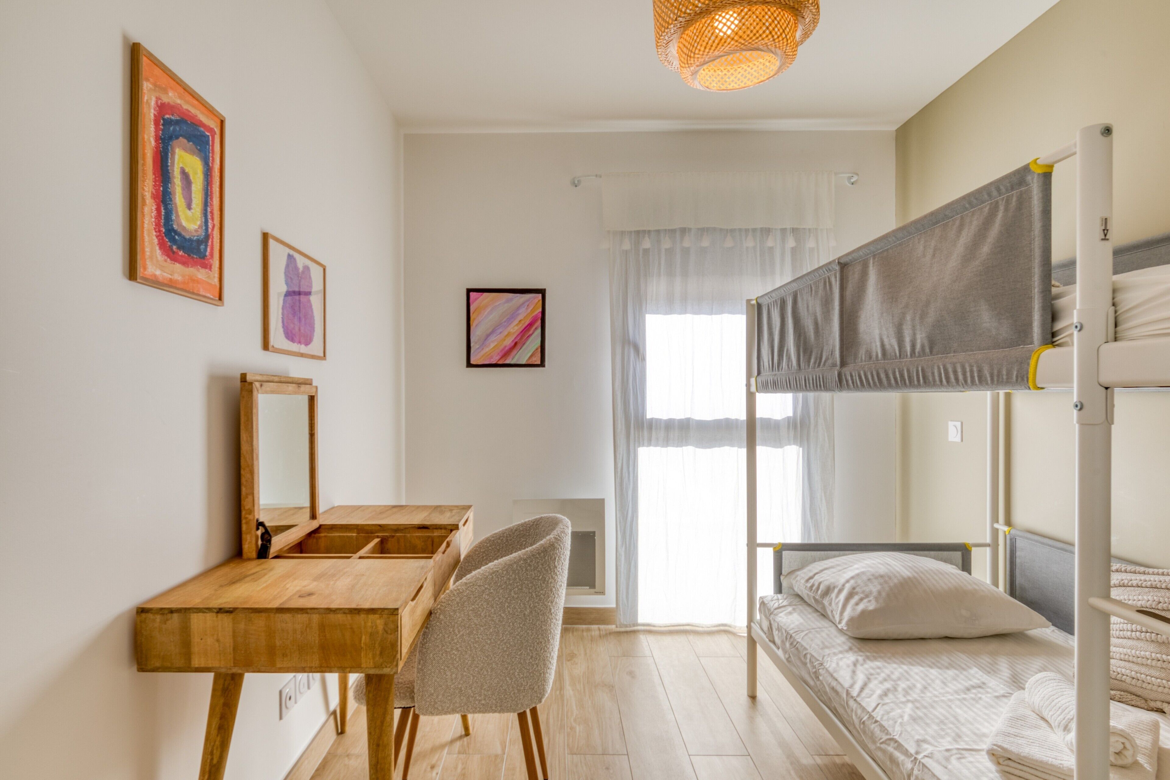 3 habitaciones, wifi gratis y ropa de cama 