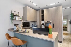 Fridge, microwave, oven, stovetop - Apartment 'Maison Bijoux Aosta' with Wi-Fi (Aosta)