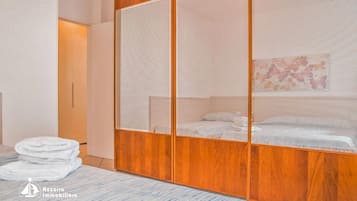 2 Schlafzimmer, Bügeleisen/Bügelbrett, Bettwäsche