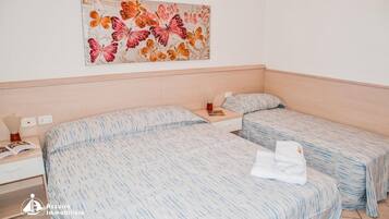 2 bedrooms, iron/ironing board, bed sheets