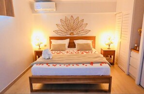 1 bedroom, iron/ironing board, travel crib, WiFi