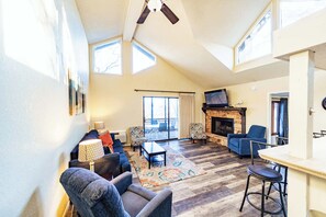 House, Multiple Beds, Pool Access (Serenity Now) | Living area | 42-inch flat-screen TV with cable channels, TV - Serenity Now Quiet 4 BDR Next to Margaritaville! (Osage Beach)