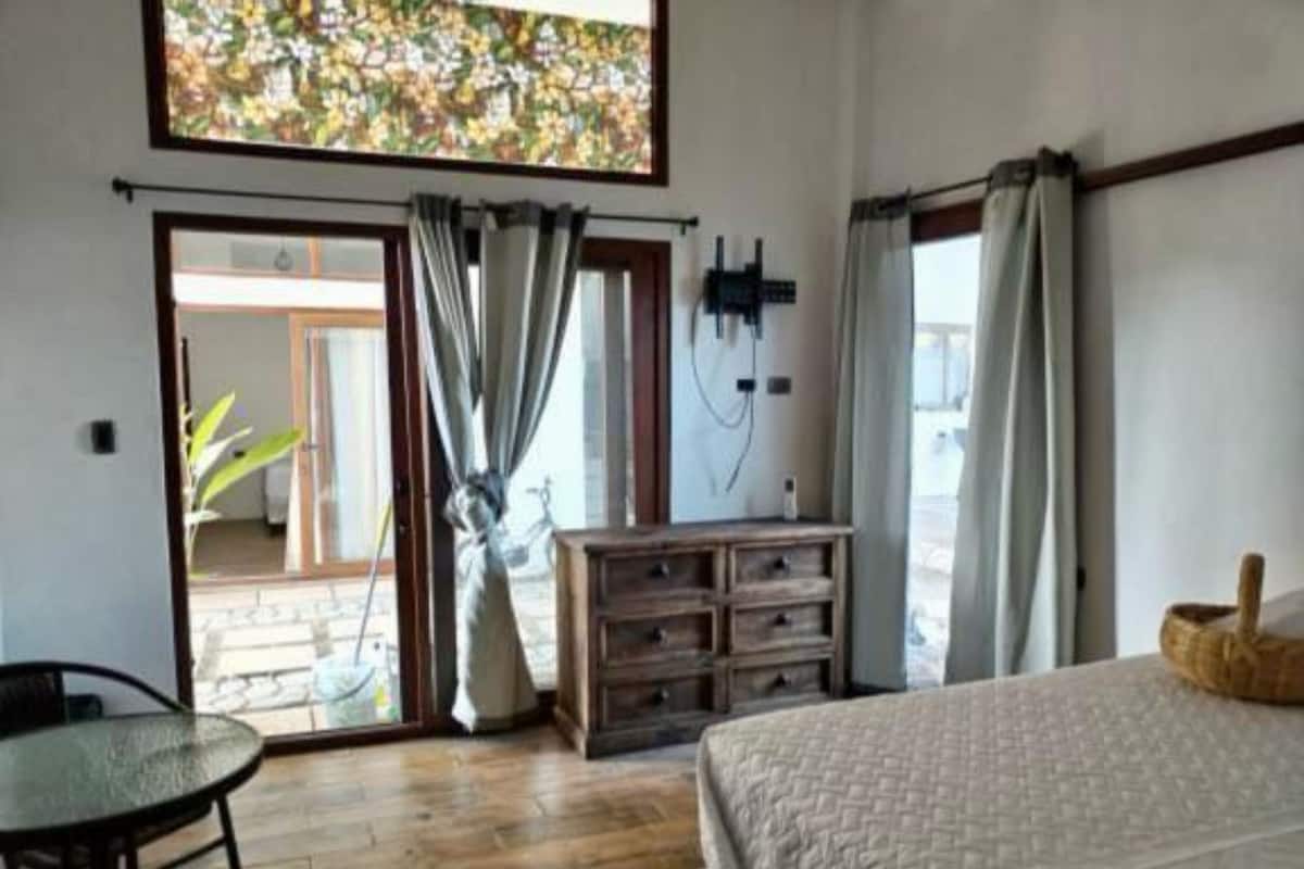 Deluxe Δίκλινο Δωμάτιο (Double), 1 Queen Κρεβάτι | Γραφείο, χώρος εργασίας για λάπτοπ, δωρεάν Wi-Fi