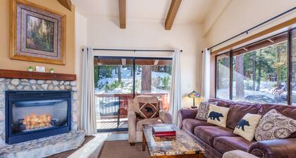 Clouds Rest, Warm Studio Plus Loft for 4!