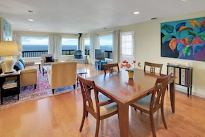 House, 2 Queen Beds, Patio, Ocean View (Cypress Cottage) | Living area