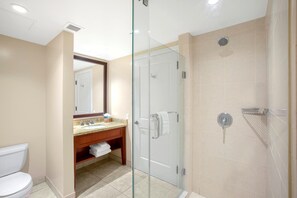 تجهيزات دش، مجففات شعر، مناشف