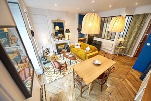 TV - Le Terme – Beautifully decorated apartment in downtown Lyon (Lyon)