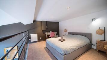 1 bedroom, WiFi, bed sheets