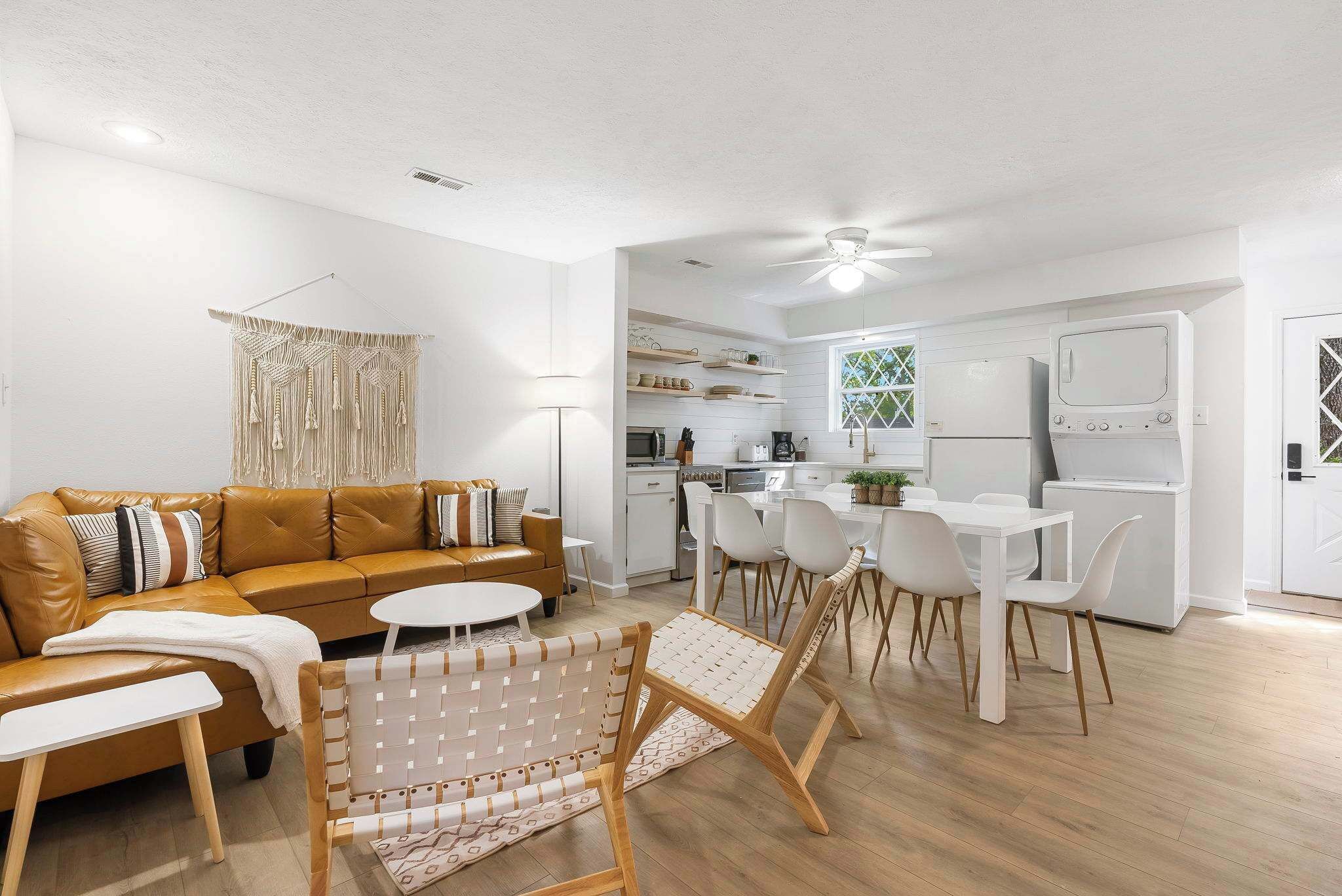 House, Multiple Beds, Patio, Garden View (Whispering Woods Retreat) | Interior