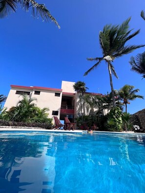 Pool - Top-Floor Panoramic Views & Pool Bliss (Akumal)